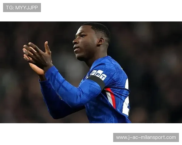 切尔西未能突破卡拉巴赫防线，2-2战平，欧冠晋级悬而未决，切尔西2_2巴塞罗那